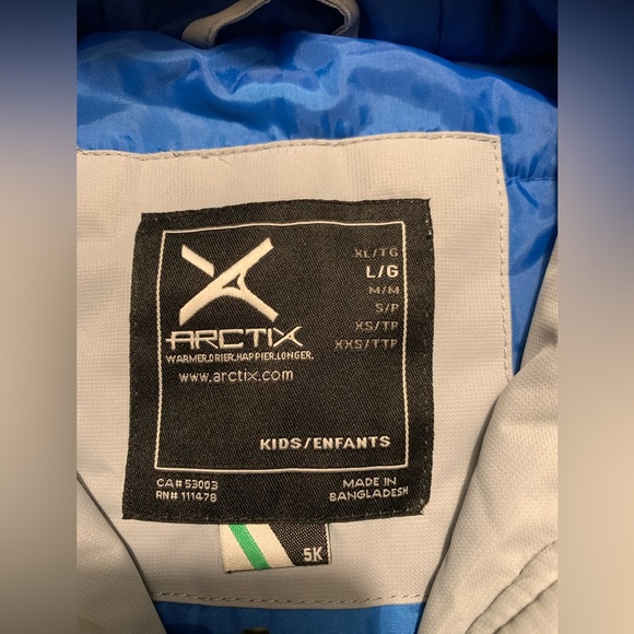 Boys winter jacket - Picture 3 of 3